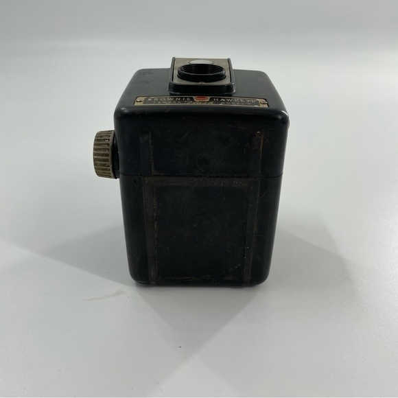 Vintage Kodak Brownie Hawkeye flash camera - Picture 4 of 7